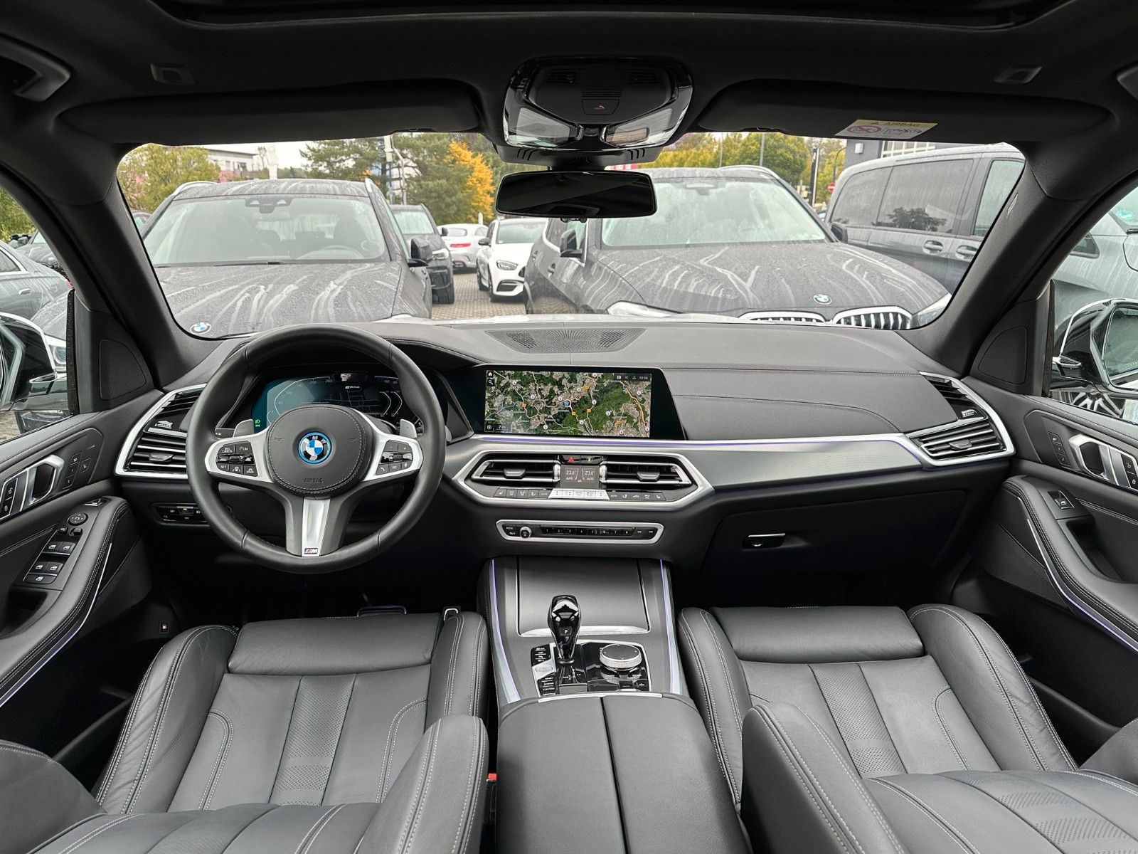 BMW X5 xDr45e M Sport PANO*M Sitze*Laser*ACC*360°