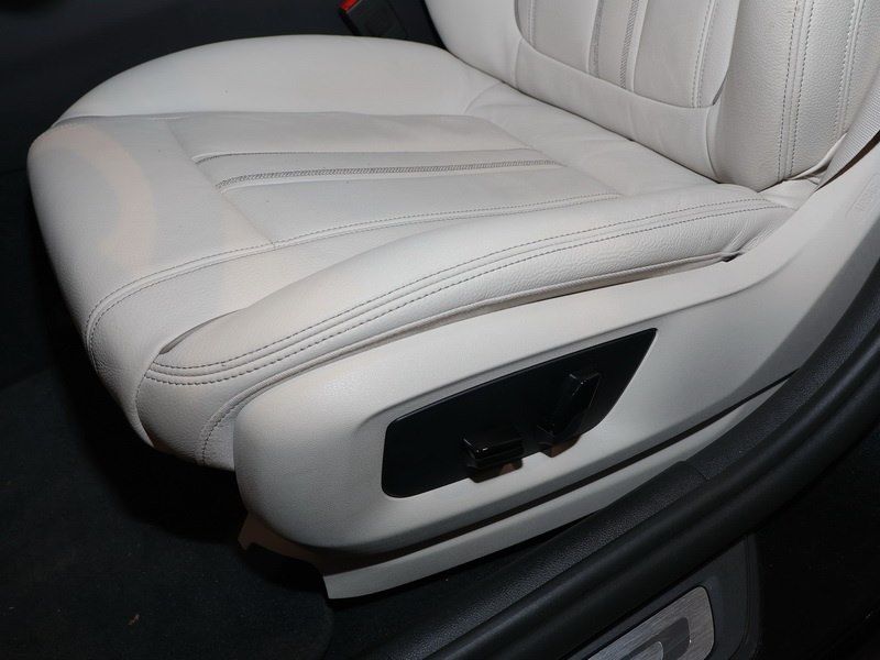 BMW 520d xDrive Limo. DrivAss RFK LED HUD 18Zoll
