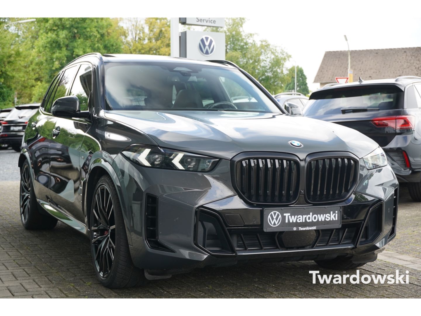 BMW X5 40d M Sport PANO HUD AHK Luft SOFT Massage