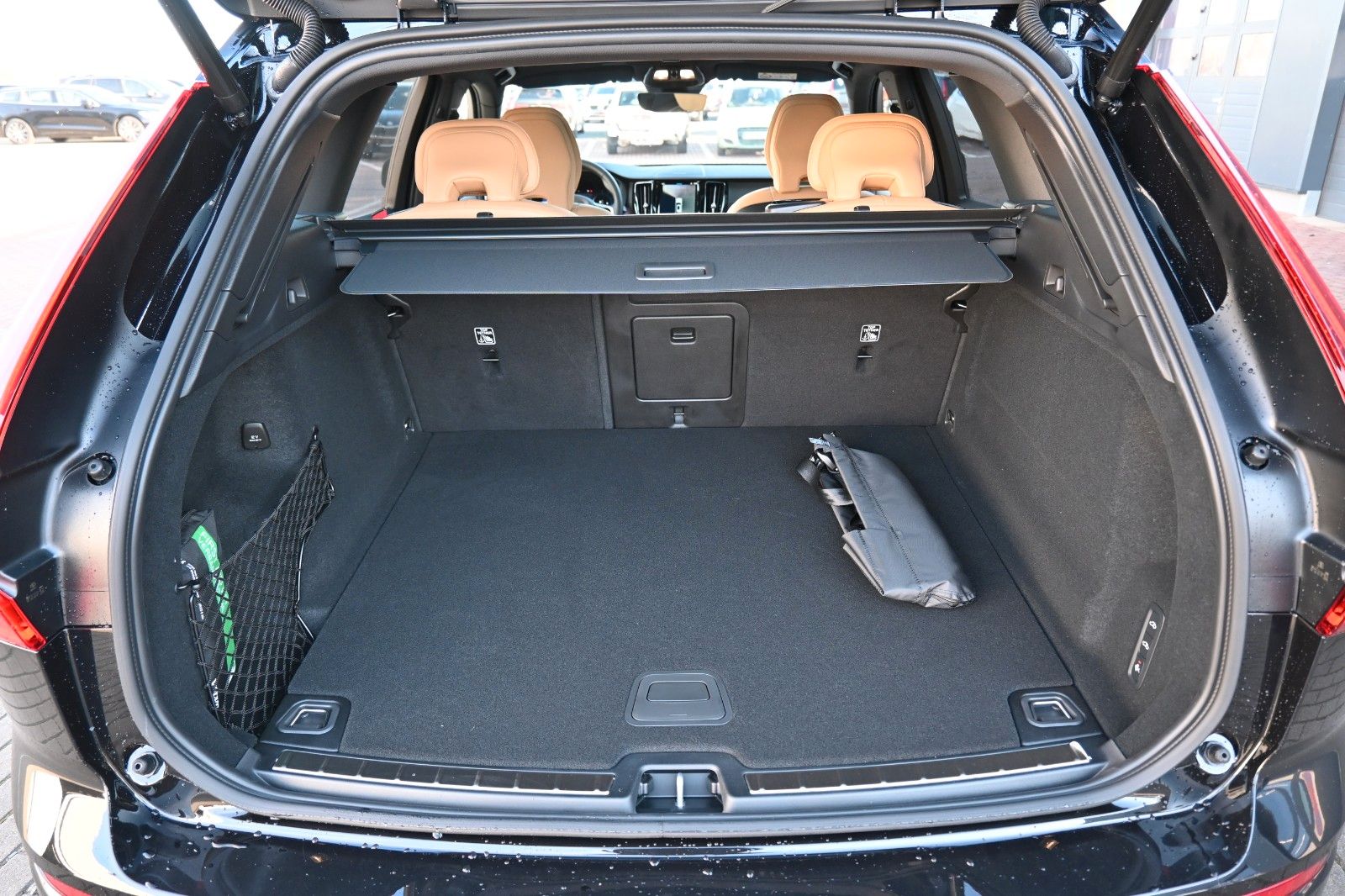 Volvo XC60 B4 D AWD Ultimate Dark*STDHZG*360°*ACC*AHK