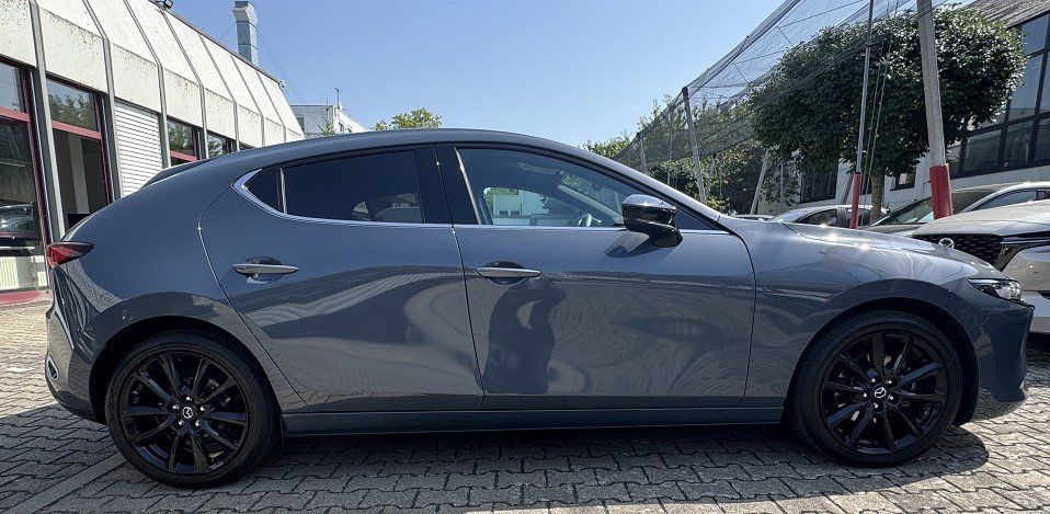 Mazda 3 2.0L e-SKYACTIV G 122ps 6AT FWD Homura