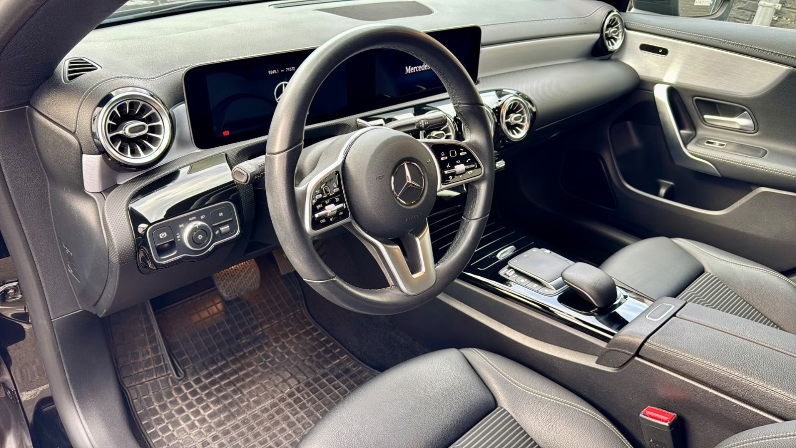 Mercedes-Benz CLA 200 DCT AMG - Samsaru's Car Outlet