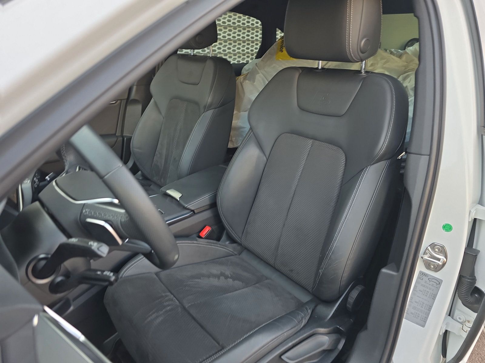 Audi A6 Limousine 50 TFSI e qu S line - Samsaru's Car Outlet