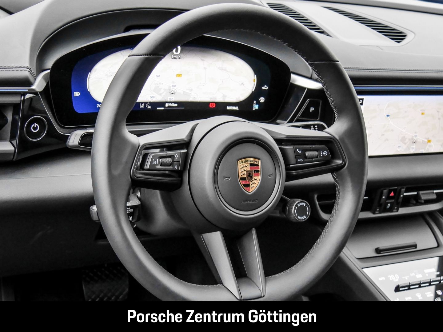 Porsche Macan 4 BOSE Surround-View Abstandstempomat LED