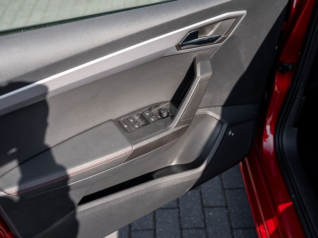 Seat Ibiza 1.0 TSI FR - Samsaru's Car Outlet