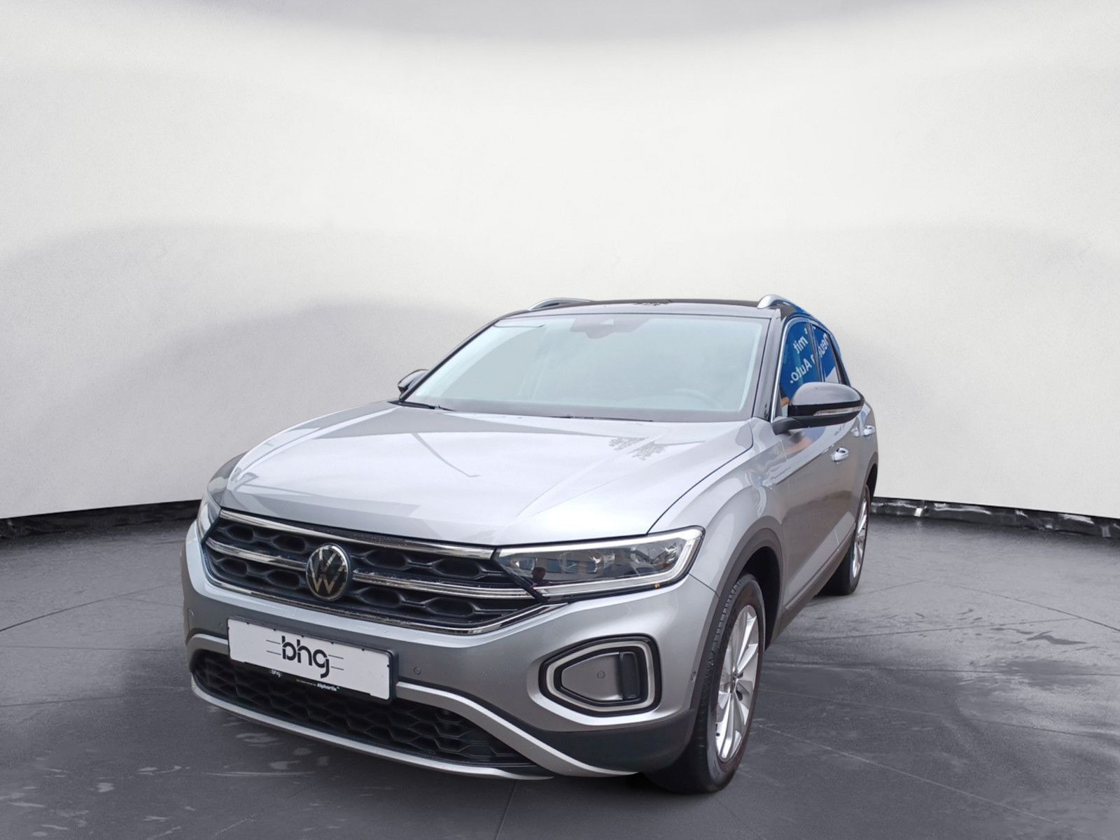 Volkswagen T-Roc 1.5 TSI DSG Style - Samsaru's Car Outlet