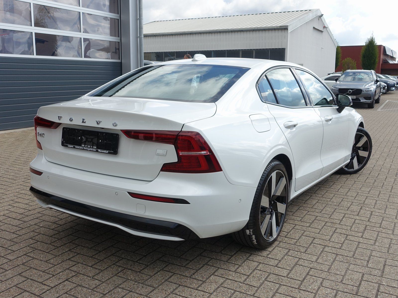 Volvo S60 Recharge Ultimate Dark T8 AWD HUD/B&W/PANO