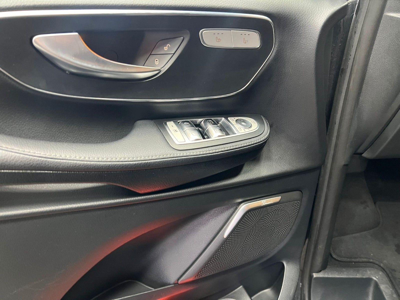 Mercedes-Benz V 220 V -Klasse V250 AVANTGARDE 4MATIC - Samsaru's Car Outlet