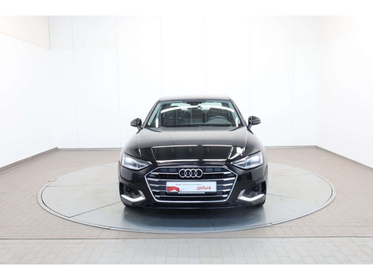Audi A4 30 TDI advanced S-Tronic - Samsaru's Car Outlet
