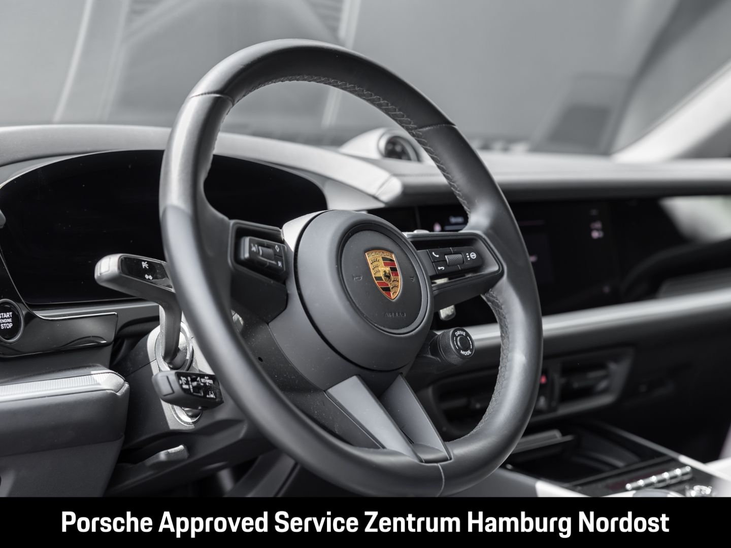 Porsche Cayenne E-Hybrid Coupe Sportabgas Sport Chrono