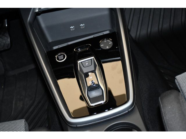 Audi A3 Sportback 35 TFSI S tronic advanced FACELIFT/