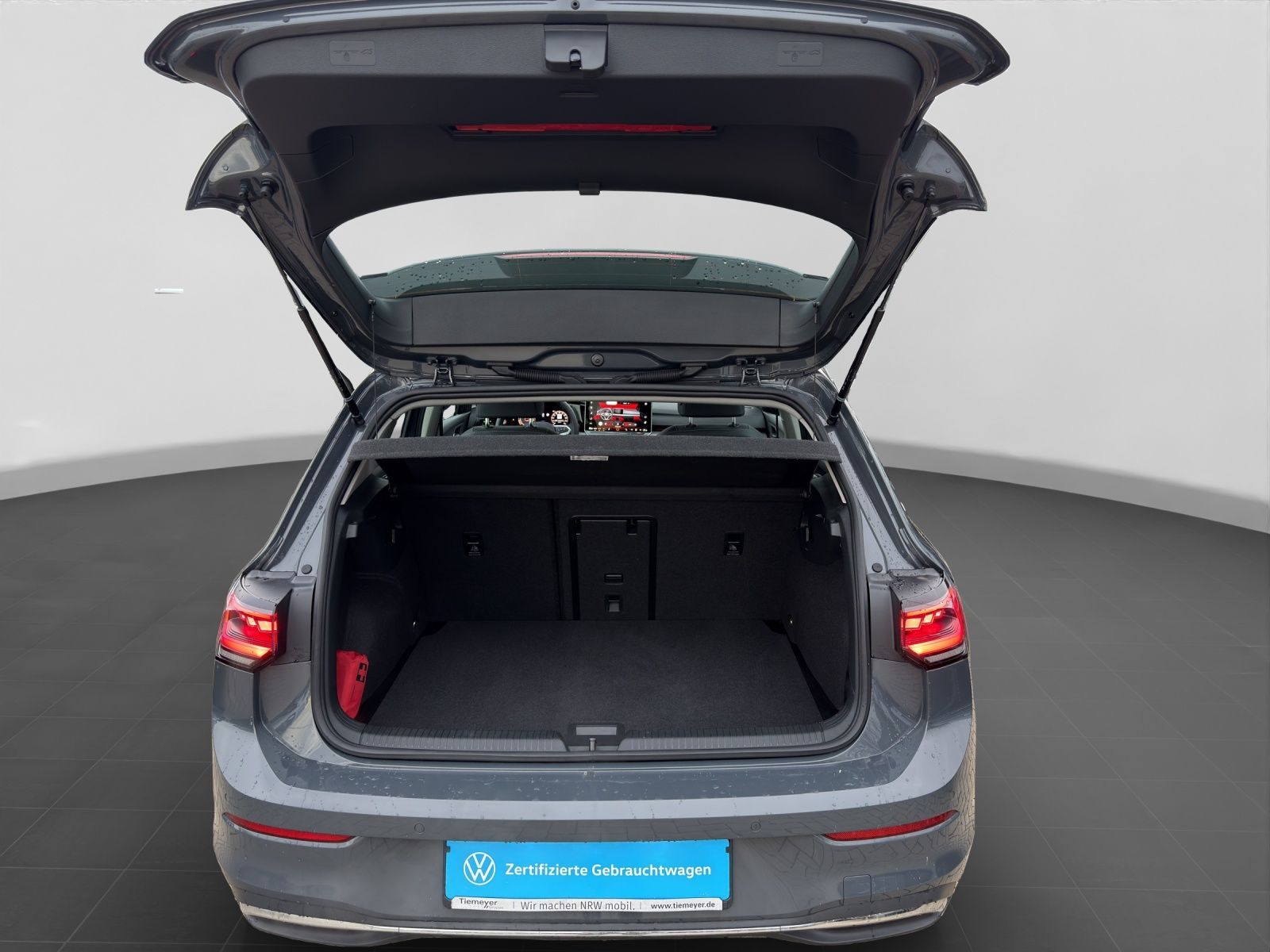 Volkswagen Golf 1.5 eTSI DSG STYLE MATRIX ASSIST AREAVIEW
