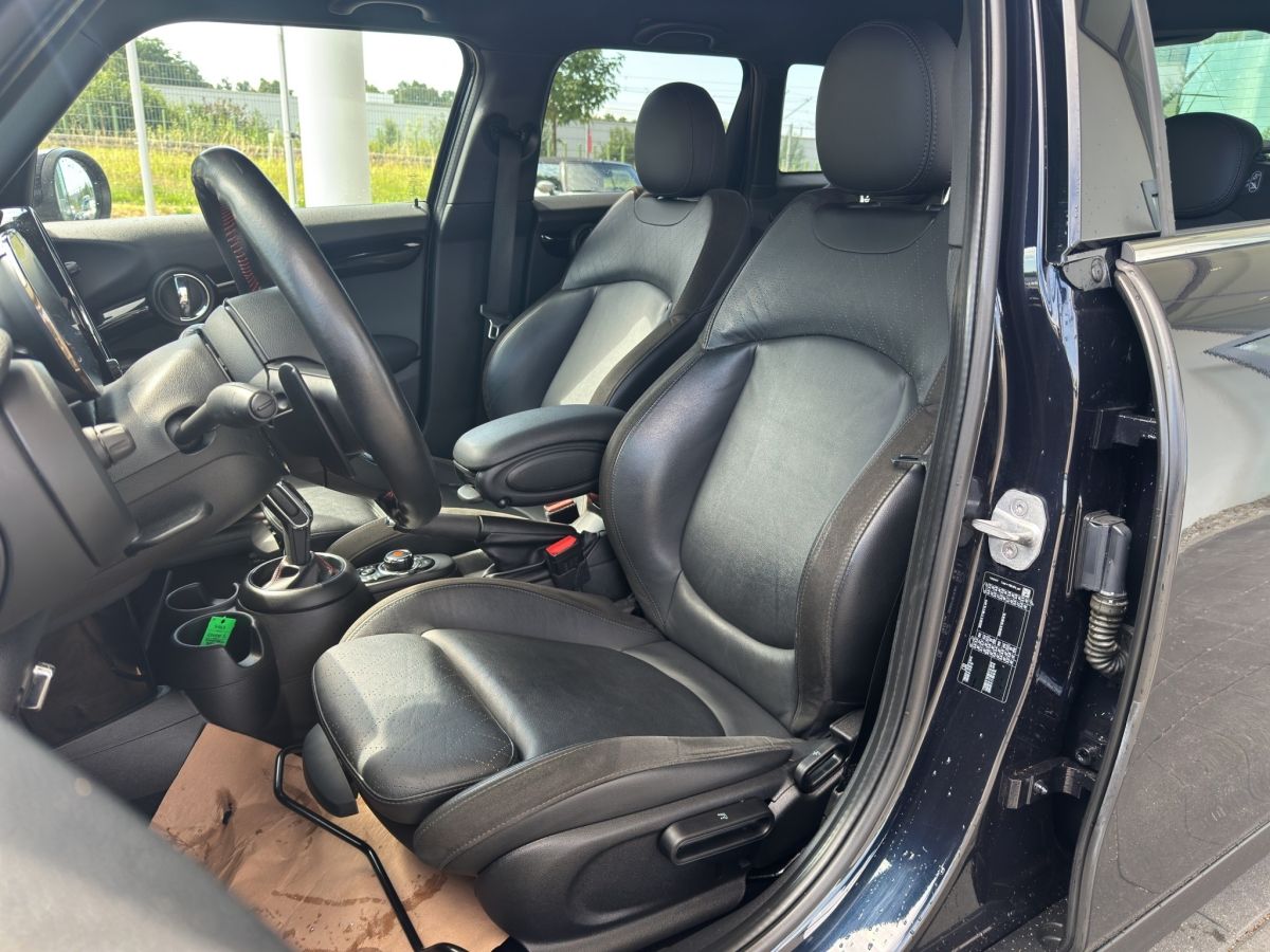 MINI Cooper S 5-Türer - Samsaru's Car Outlet