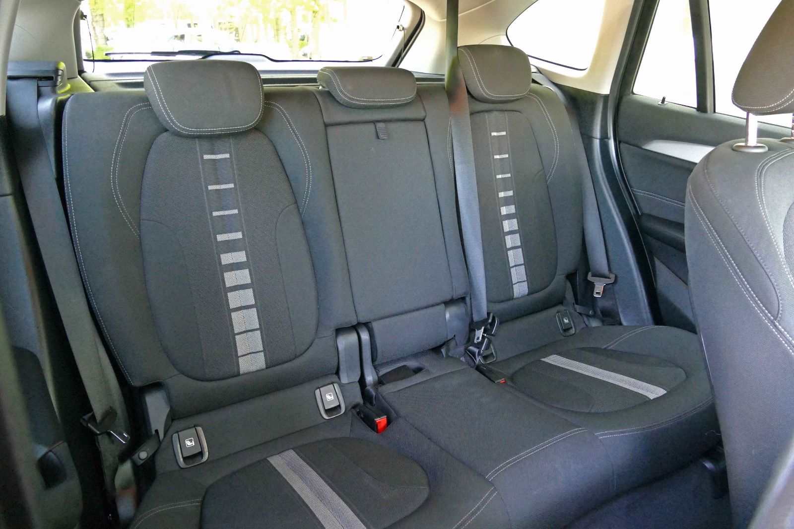 BMW X1 xDrive 20i Advantage - Samsaru's Car Outlet