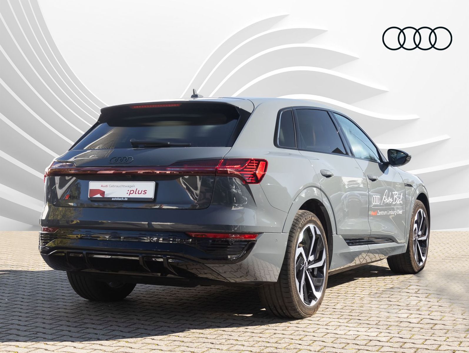 Audi Q8 S line 50 e-tron qu. - Samsaru's Car Outlet
