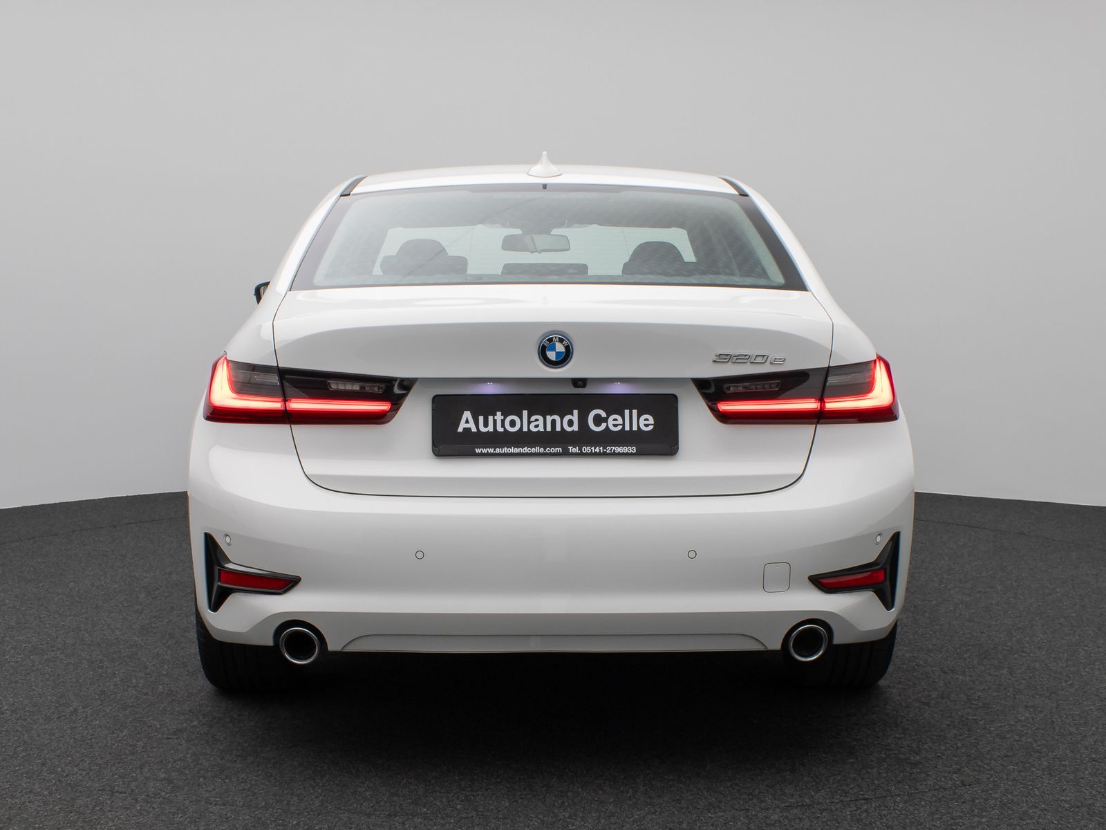 BMW 320e - Samsaru's Car Outlet