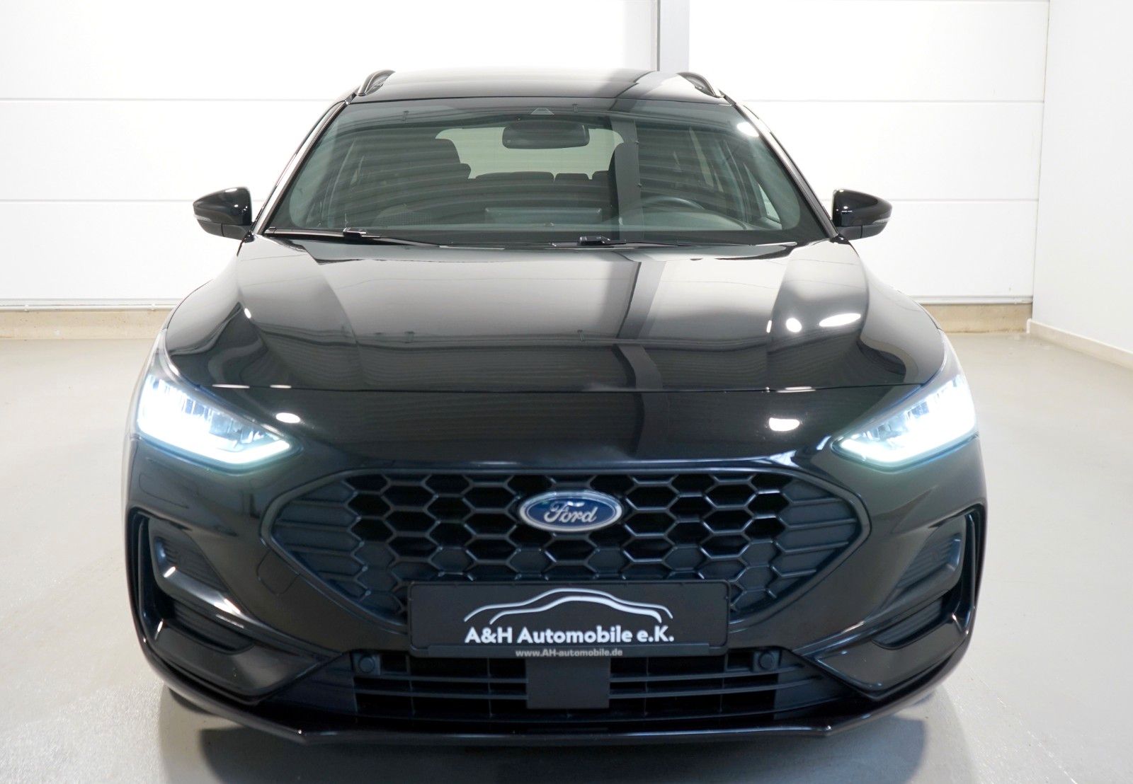 Ford Focus Turnier 1.5 EcoBlue ST-Line X *AHK*PANORAM