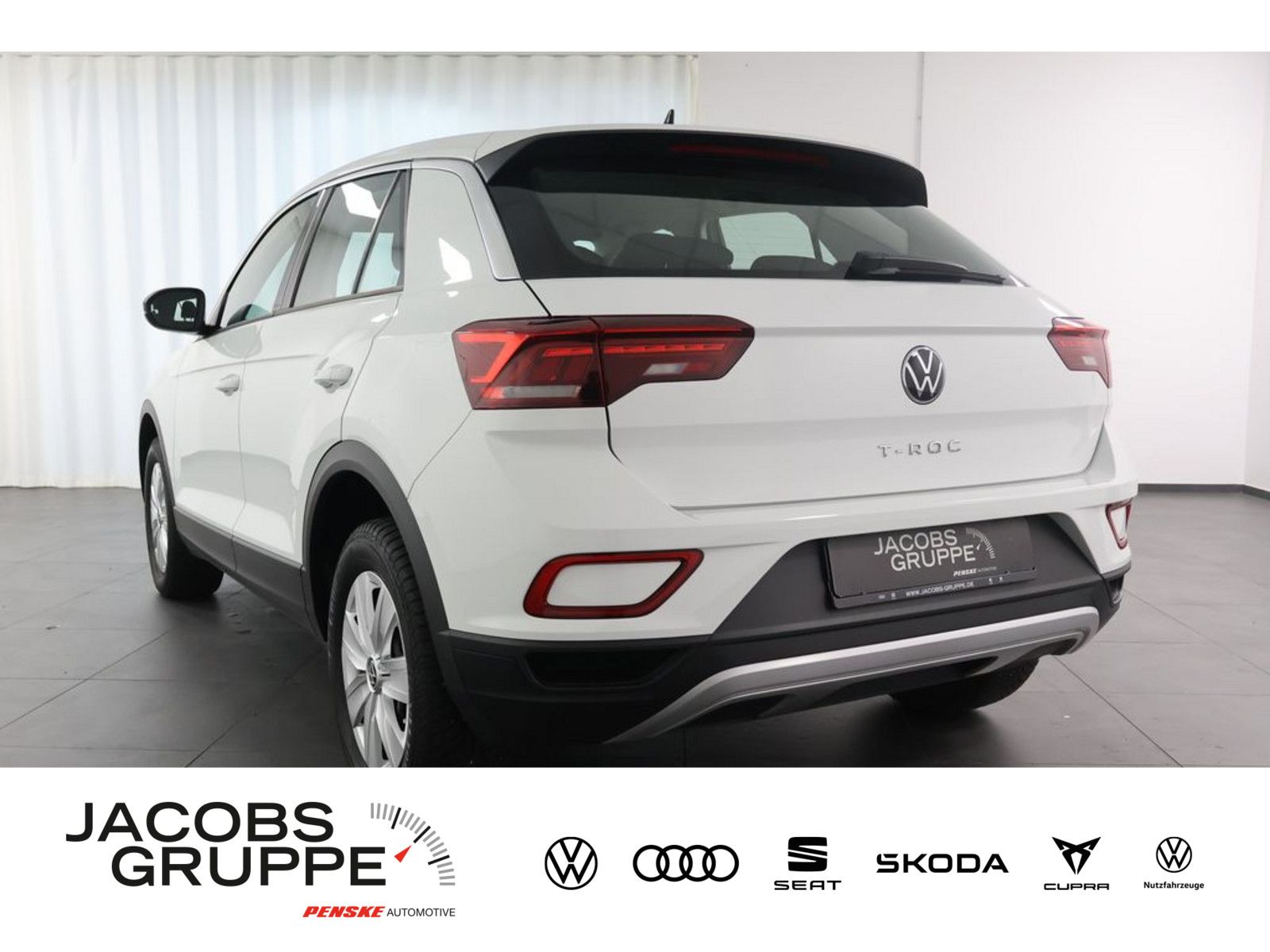 Volkswagen T-Roc 1.0 TSI - Samsaru's Car Outlet