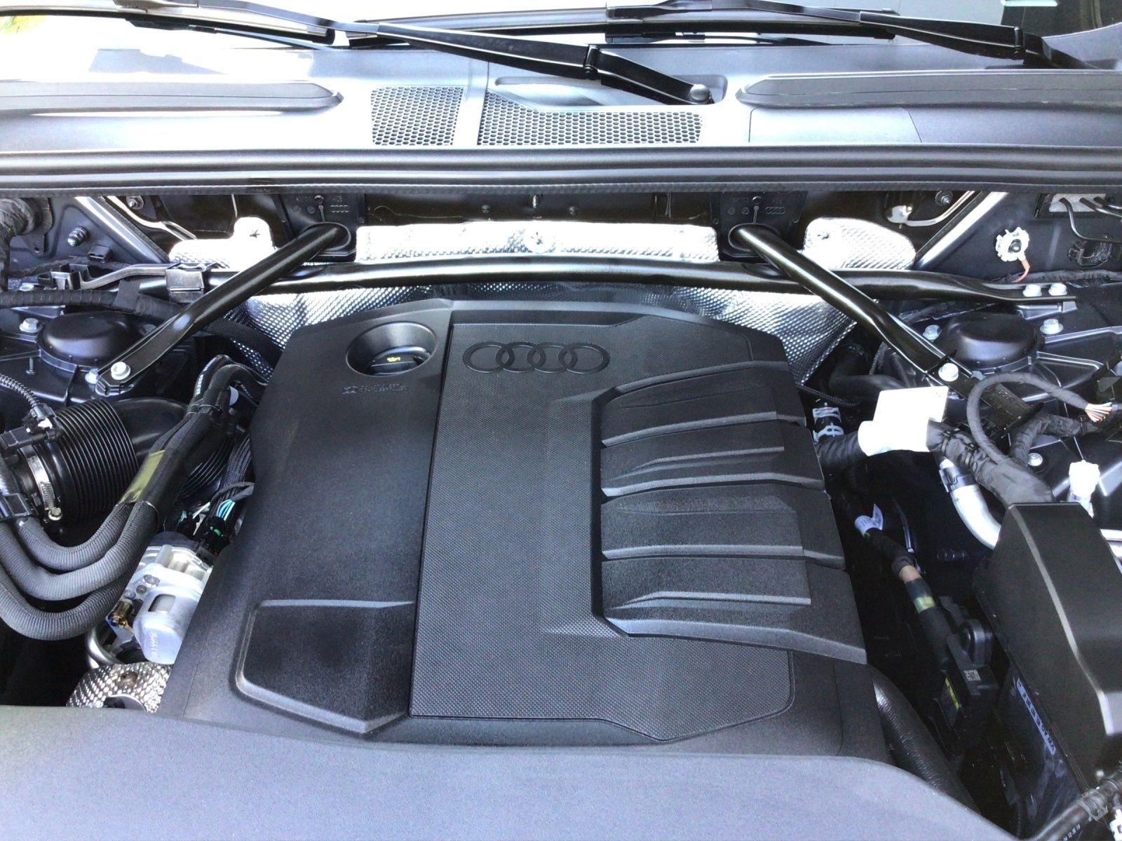 Audi Q5 Sportback 2.0 TDI quattro S-LINE 5JG/TECHPLUS