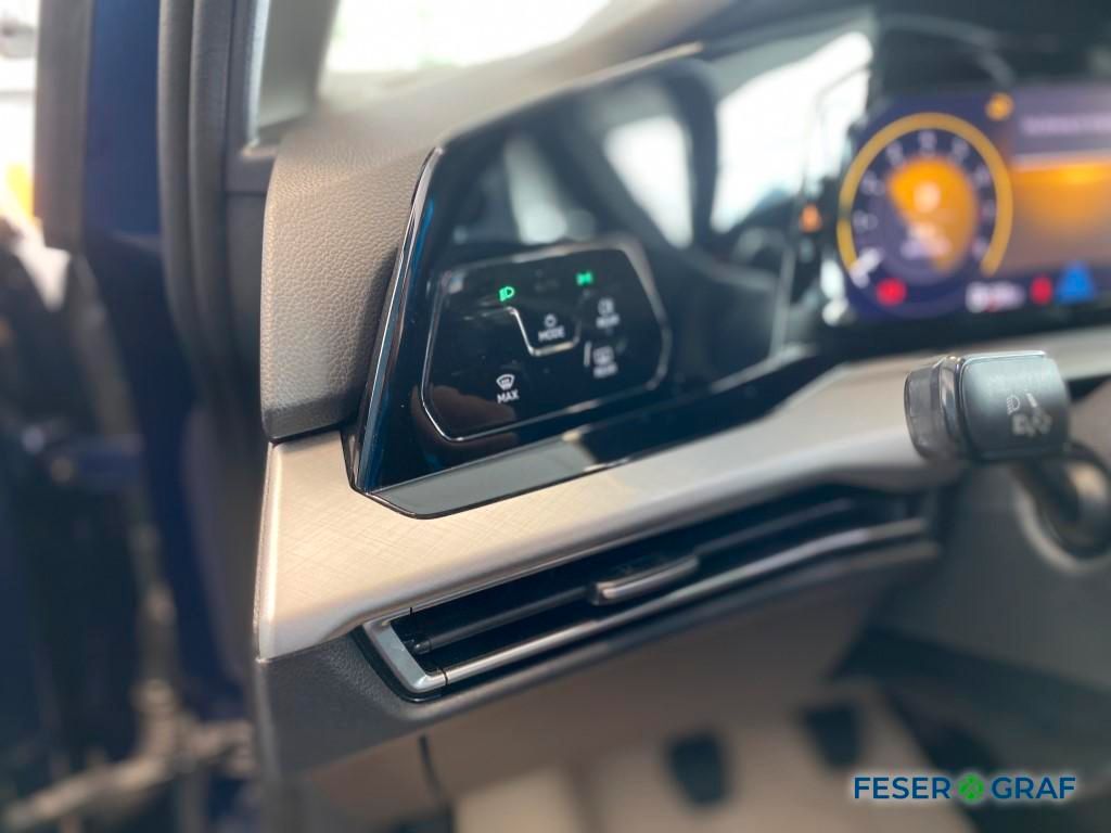 Volkswagen Golf VIII 1.5 TSI Life - Samsaru's Car Outlet