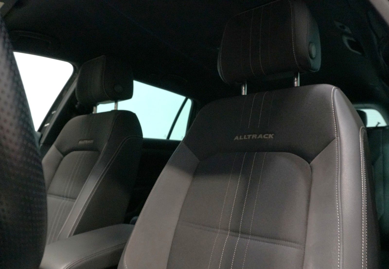 Volkswagen Passat Variant Alltrack4Motion 2.0TDI*AHK*Matrix