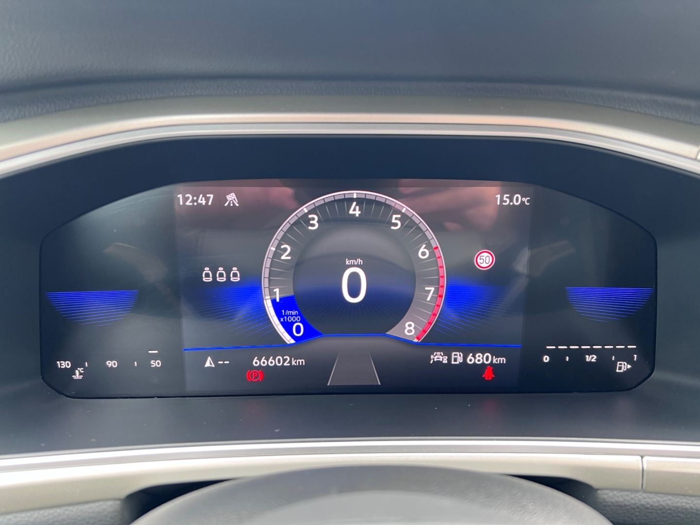 Volkswagen T-Roc 1.0TSI Move - Samsaru's Car Outlet
