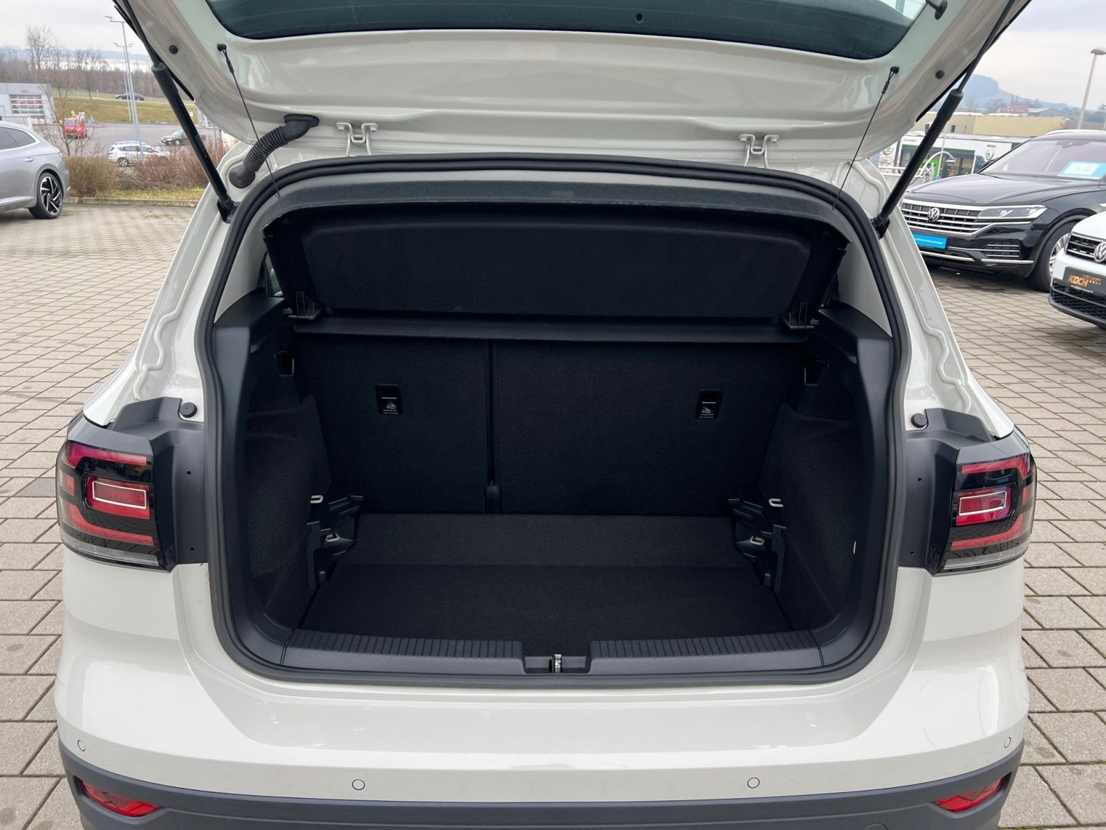 Volkswagen T-Cross 1.5TSI Style DSG - Samsaru's Car Outlet