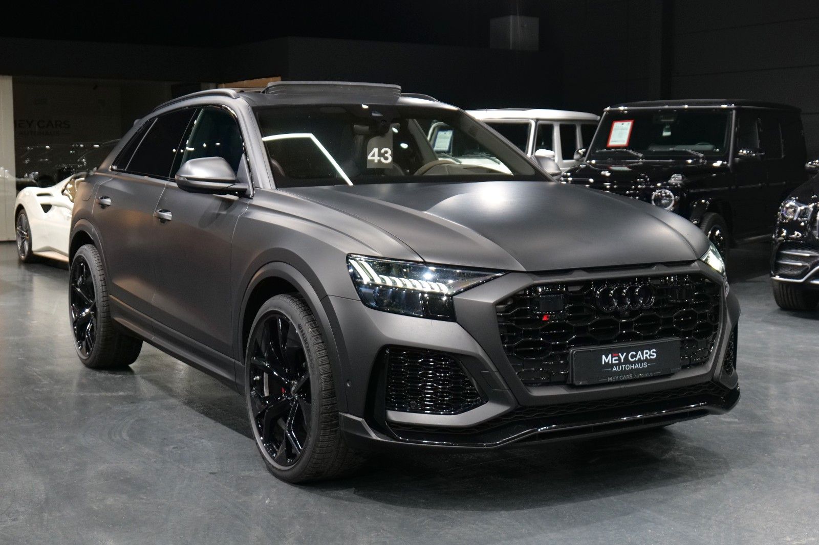 Audi RSQ8 4.0TFSI quattro*MwSt*Luft*B&O*Keramik*Pano*