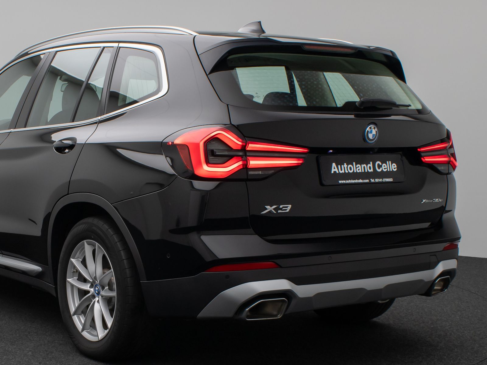 BMW X3 xD30e Sport - Samsaru's Car Outlet