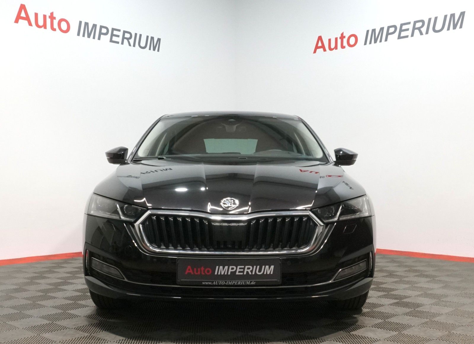 Skoda Octavia Lim. Style 2.0 TDI *Matrix*NAVI*HUD*