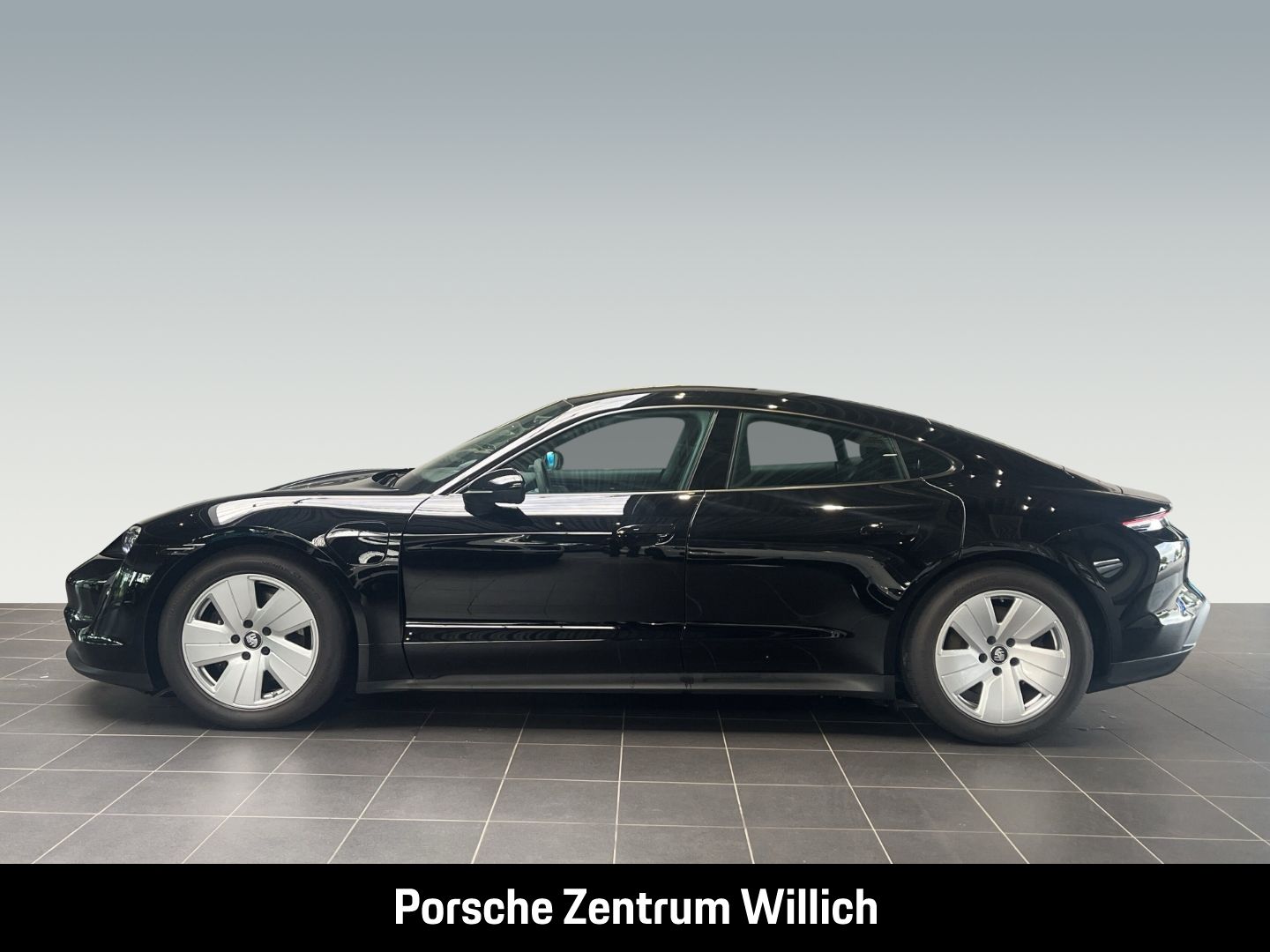 Porsche Taycan Lenkradheizung Lederausstattungen LED
