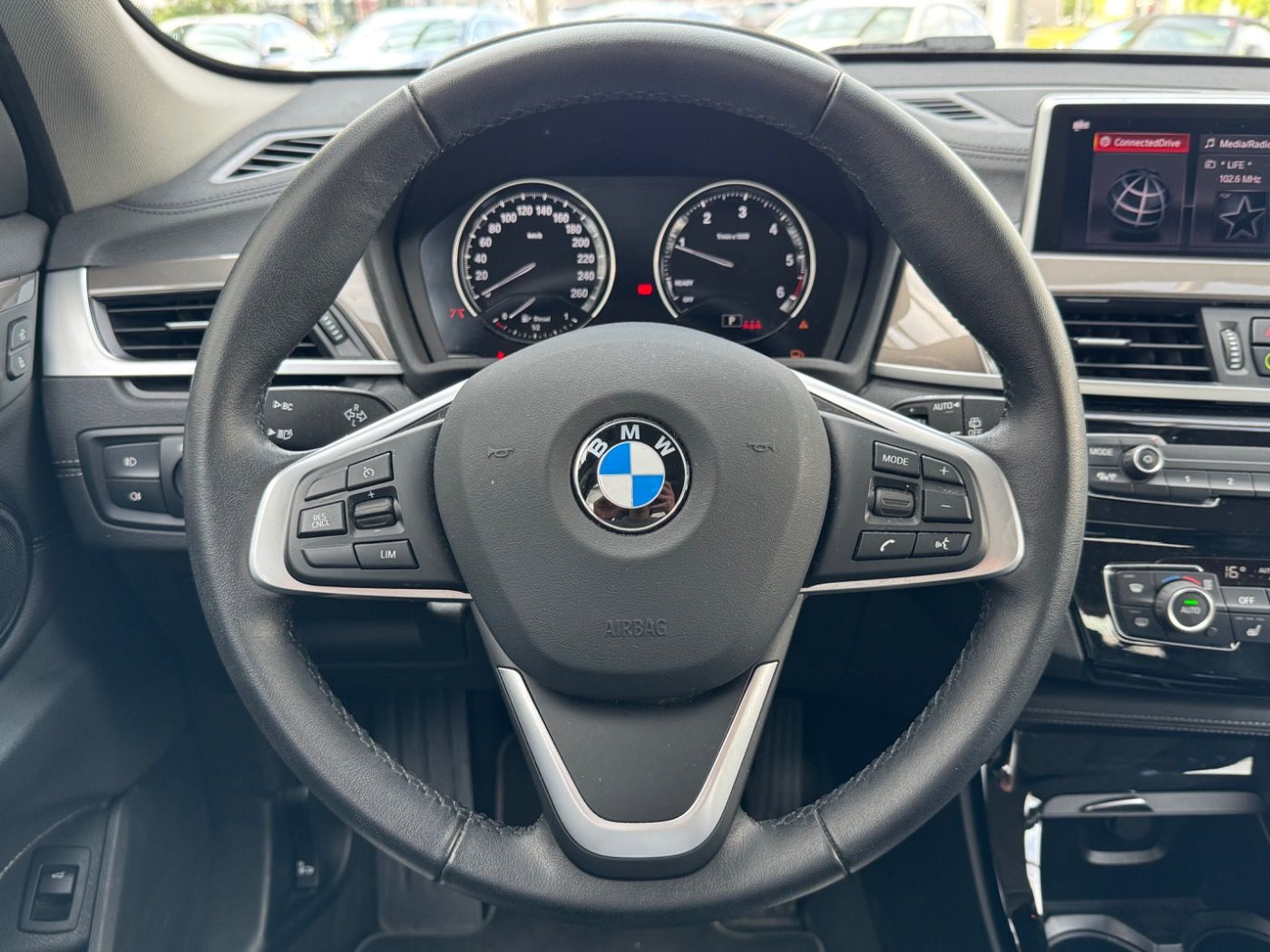 BMW X1 xDrive18d Aut. xLine - Samsaru's Car Outlet