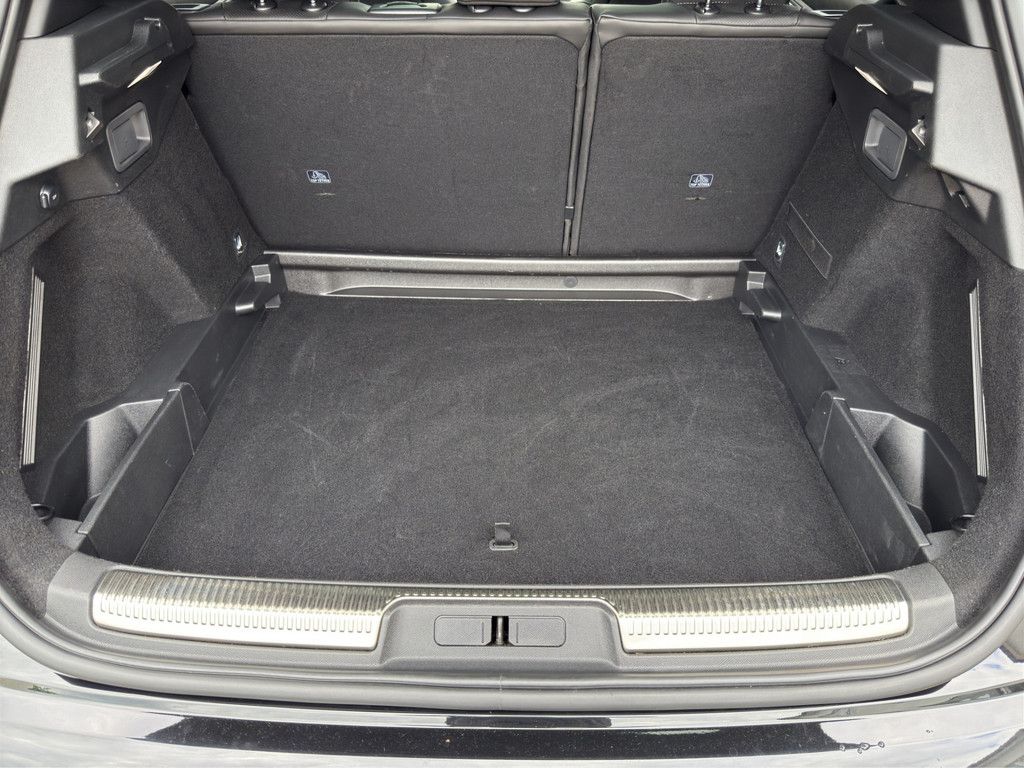 DS Automobiles DS 7 BlueHDI 130 Aut. OPERA LEDER Panoramadach