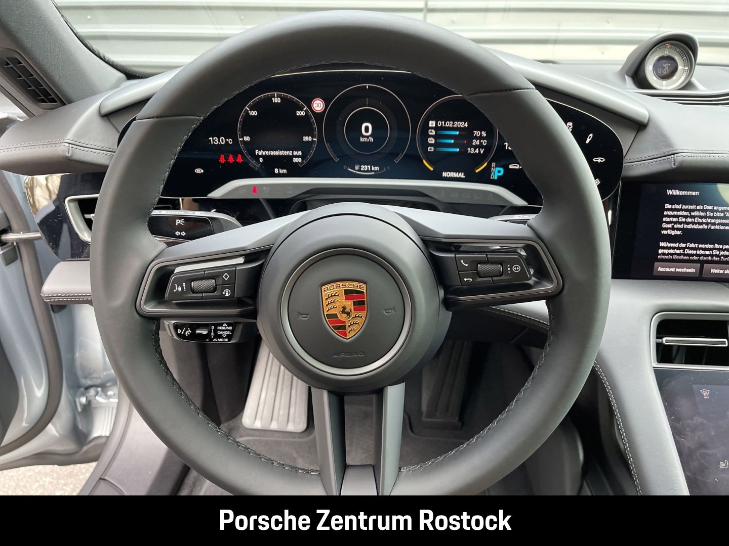 Porsche Taycan 4 Cross Turismo InnoDrive LED-Matrix