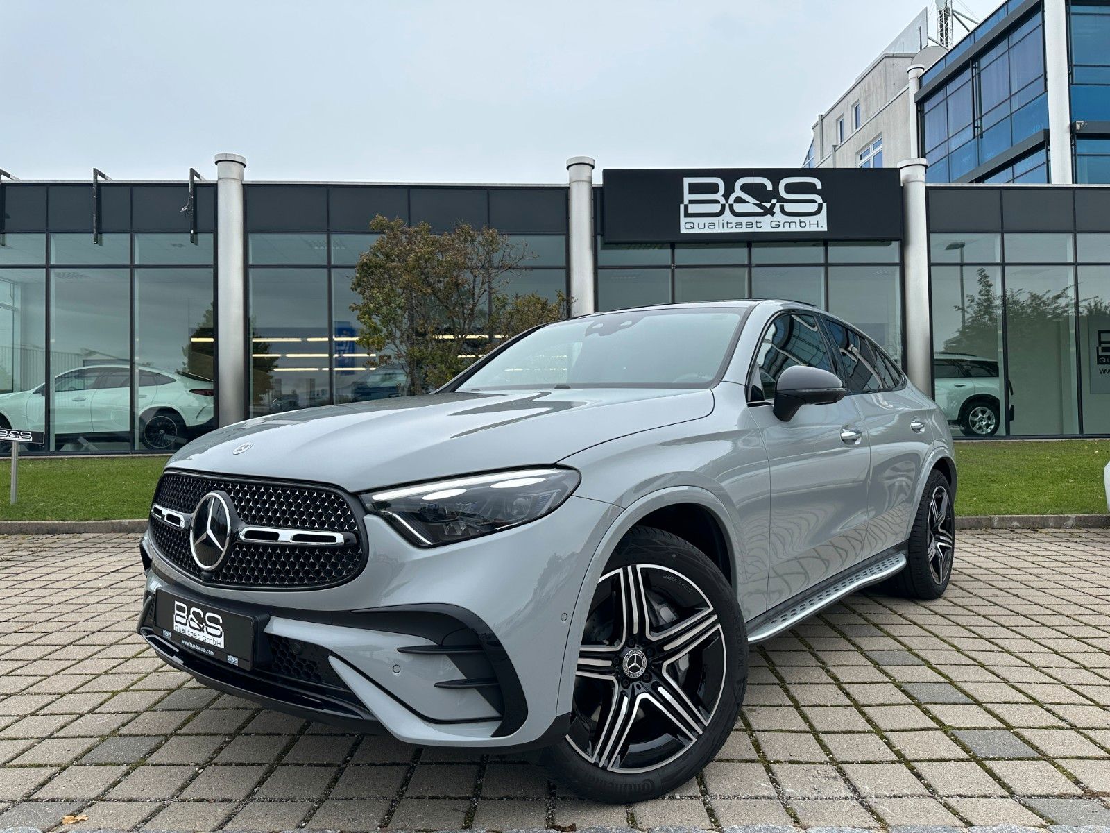 Mercedes-Benz GLC 300d Coupe 4Matic DISTR,HUD,PANO,BURM,AHK...