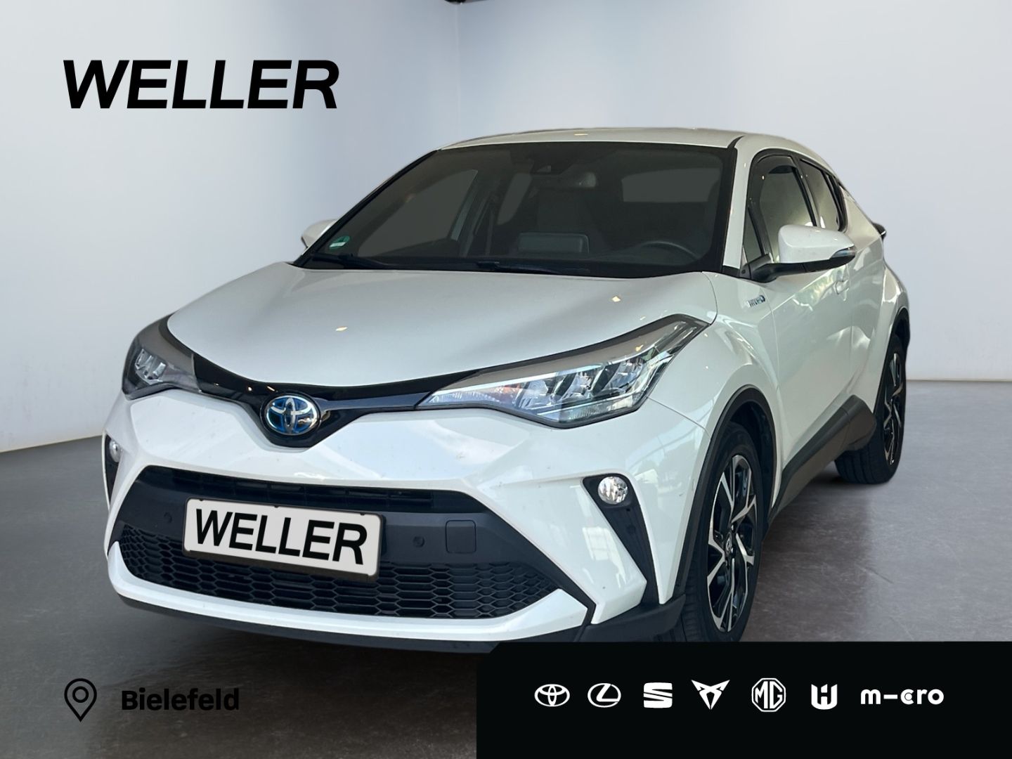 Toyota C-HR 2.0 Hybrid Team - Samsaru's Car Outlet