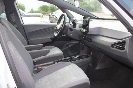 Volkswagen ID.3 Pure Performance - Samsaru's Car Outlet