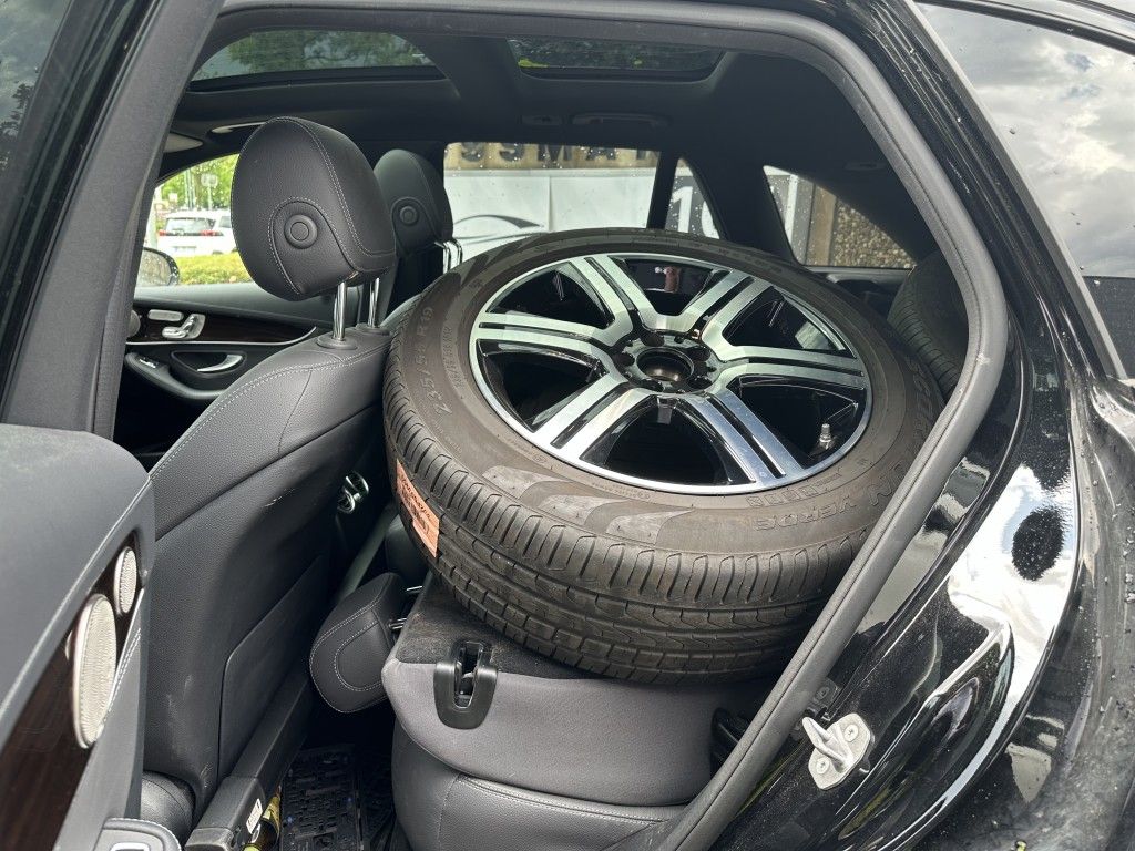 Mercedes-Benz GLC 300 e 4Matic - Samsaru's Car Outlet