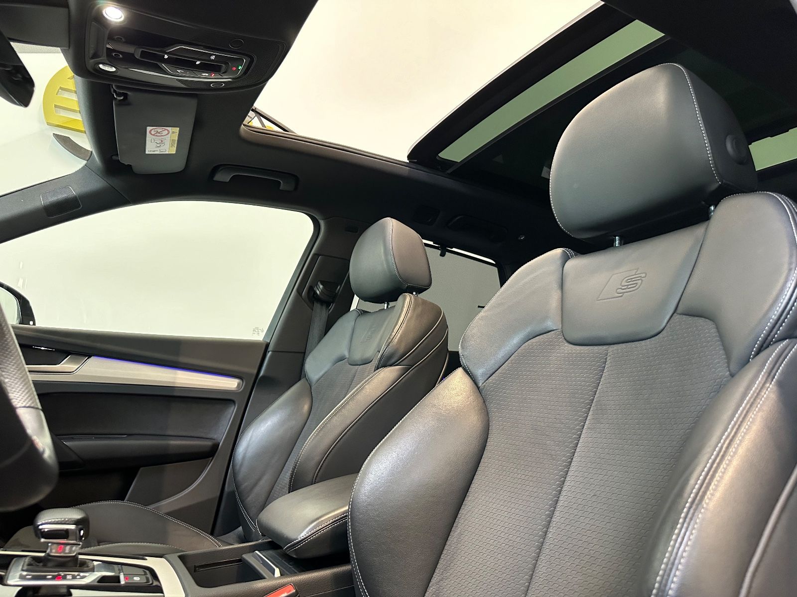 Audi Q5 45 TFSI quattro S line - Samsaru's Car Outlet