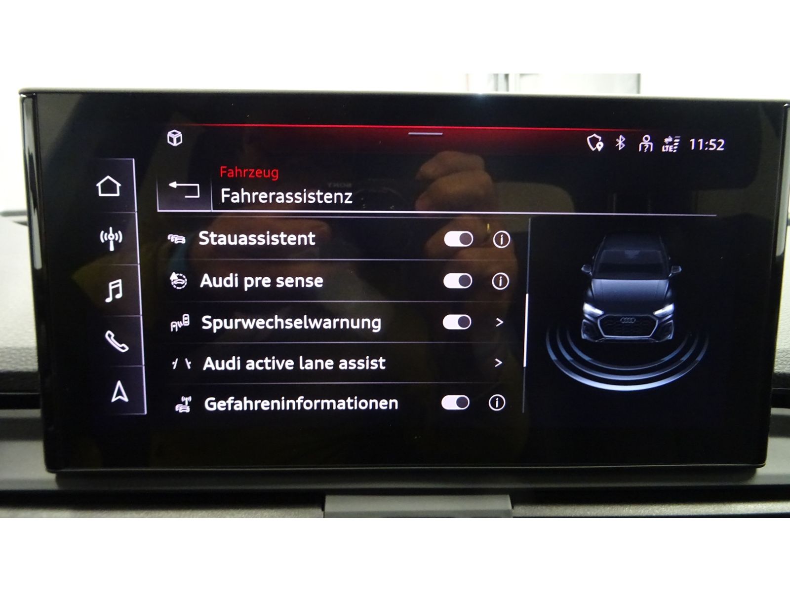 Audi Q5  40 2.0 TDI quattro S line  AHK, KLIMA, NAVI,