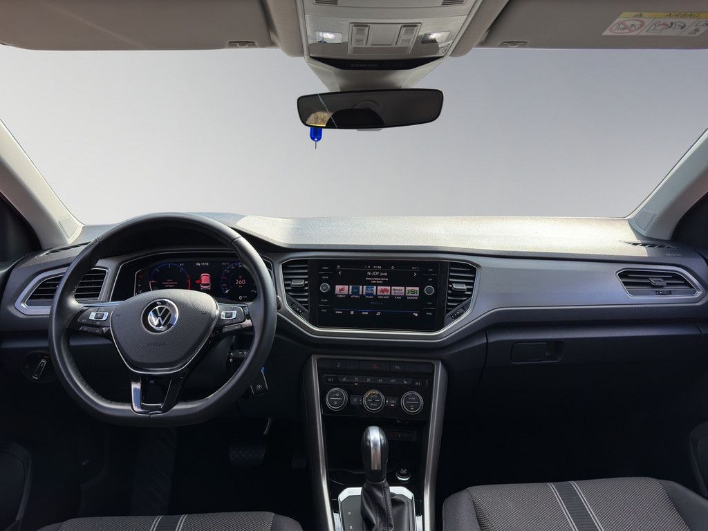 Volkswagen T-Roc 2.0 TDI Style - Samsaru's Car Outlet