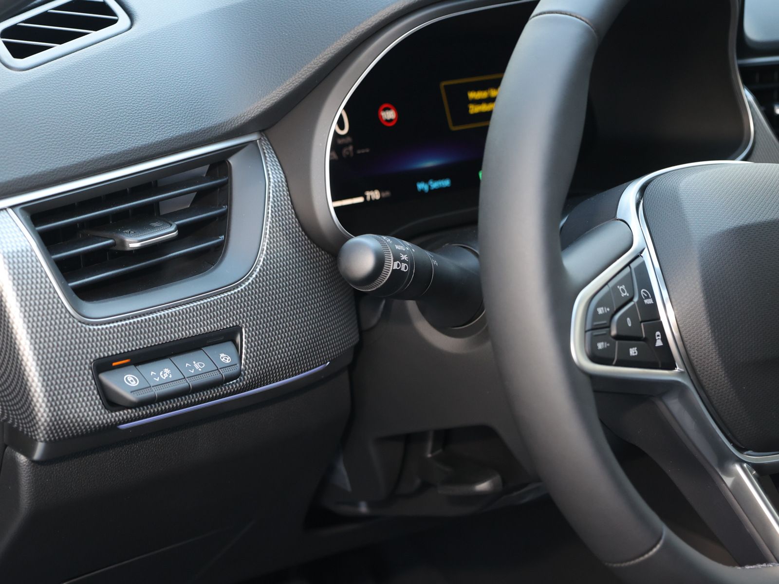 Renault Arkana TECHNO+E-Tech Full Hybrid - Samsaru's Car Outlet