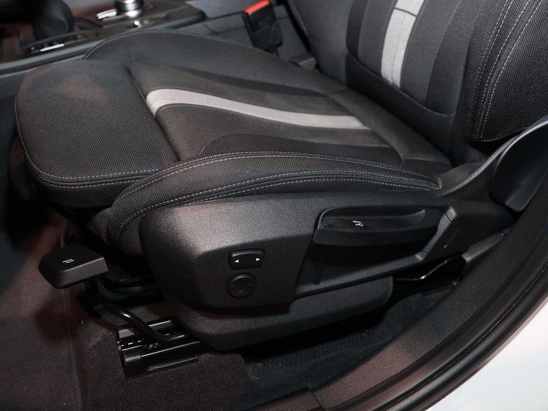 BMW X1 xDrive25e Adv. - Samsaru's Car Outlet