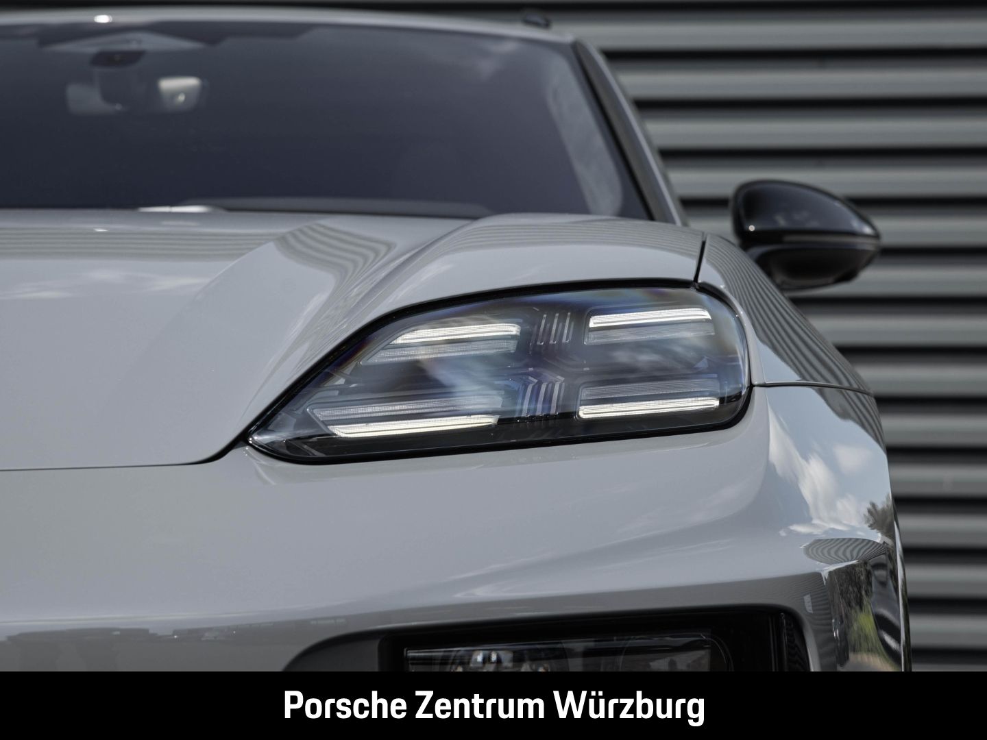 Porsche Macan Turbo HA-Lenkung InnoDrive Head-Up BOSE