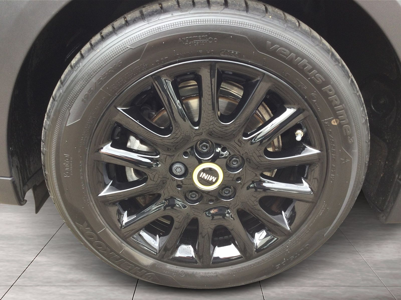 MINI Cooper SE CLASSIC - Samsaru's Car Outlet