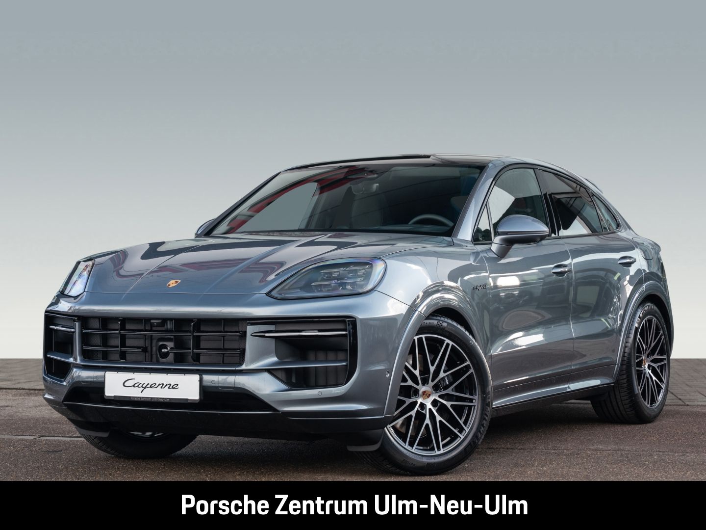 Porsche Cayenne E-Hybrid Coupe Black Edition HA-Lenkung