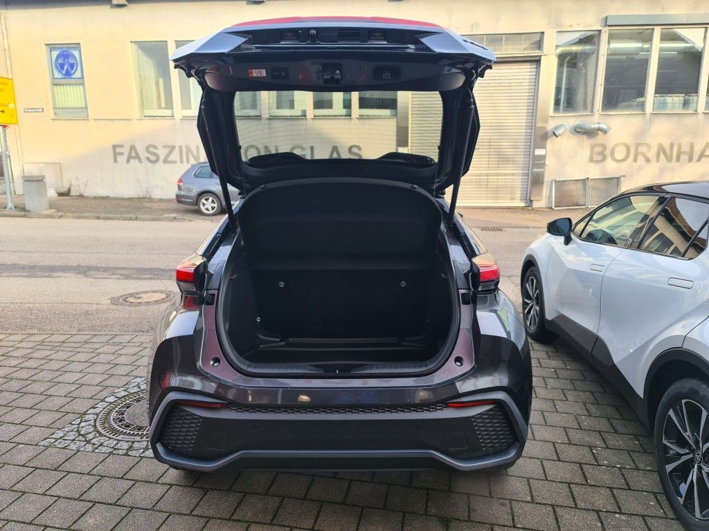 Toyota C-HR 2.0 Hybrid Team Deutschland (AX2)