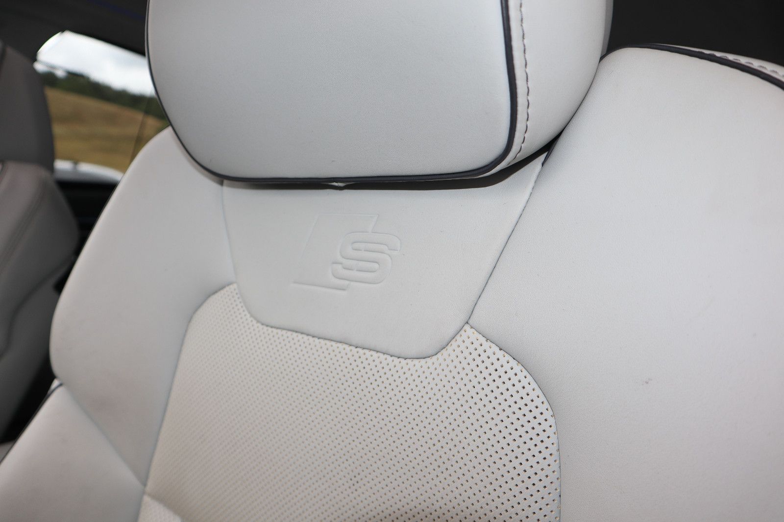 Audi A8 50 TDI exclusive S-LINE - Samsaru's Car Outlet