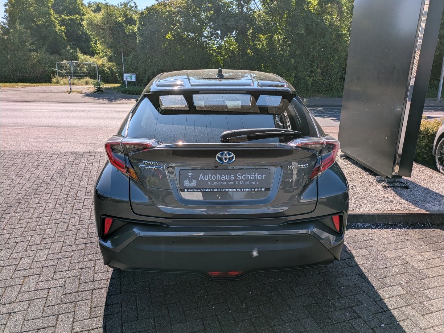 Toyota C-HR Style Selection - Samsaru's Car Outlet