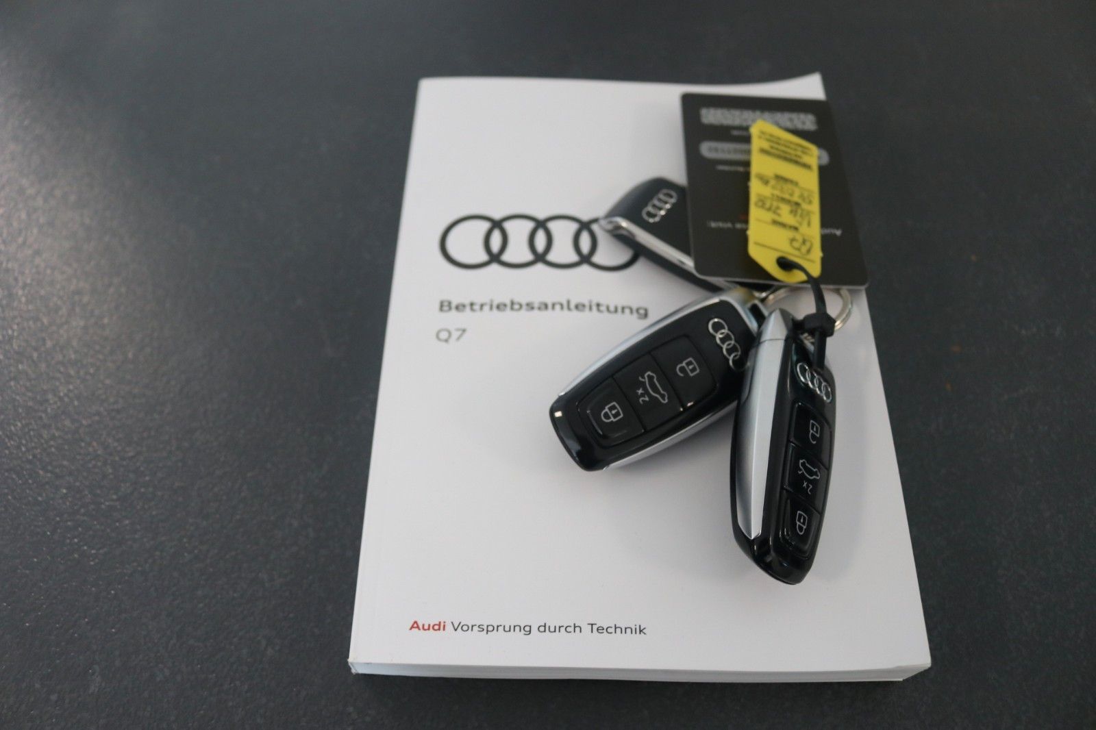 Audi Q7 50 TDI competition plus Laser HUD 7-Sitzer